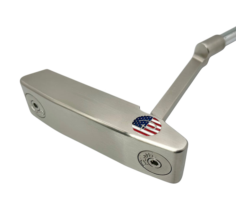 Studio USA Edition Tesora 2 LN