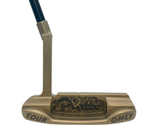 Workshop 801T LN 303SS NAKED CAMO with Champagne Torched Finish W/UST Graphite Shaft