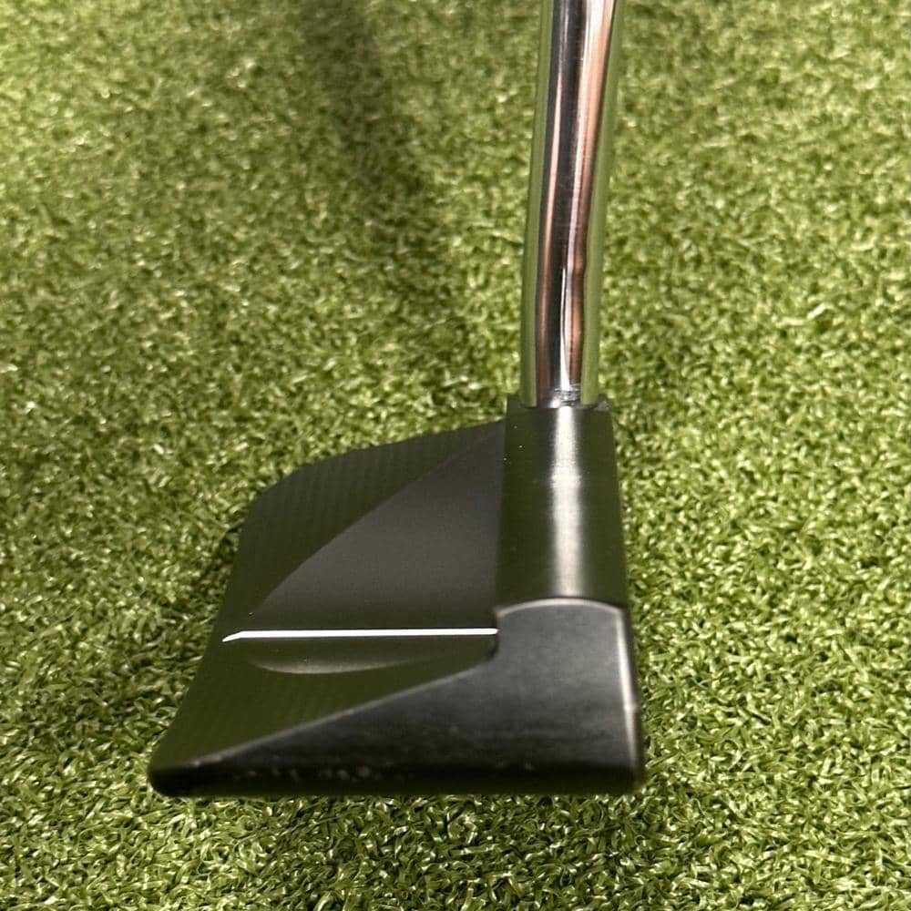DEMO Piretti Midnight Black Series Matera DB