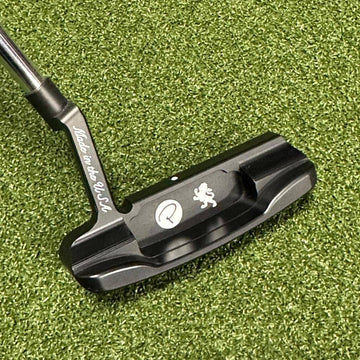 DEMO Piretti Midnight Black Series Cuvio