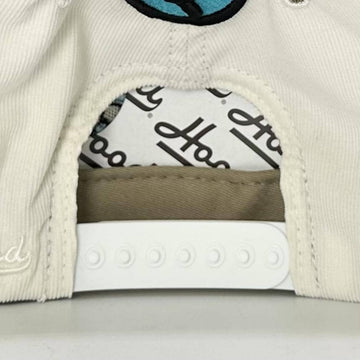 Piretti Cotton Twill Hood Hat - White