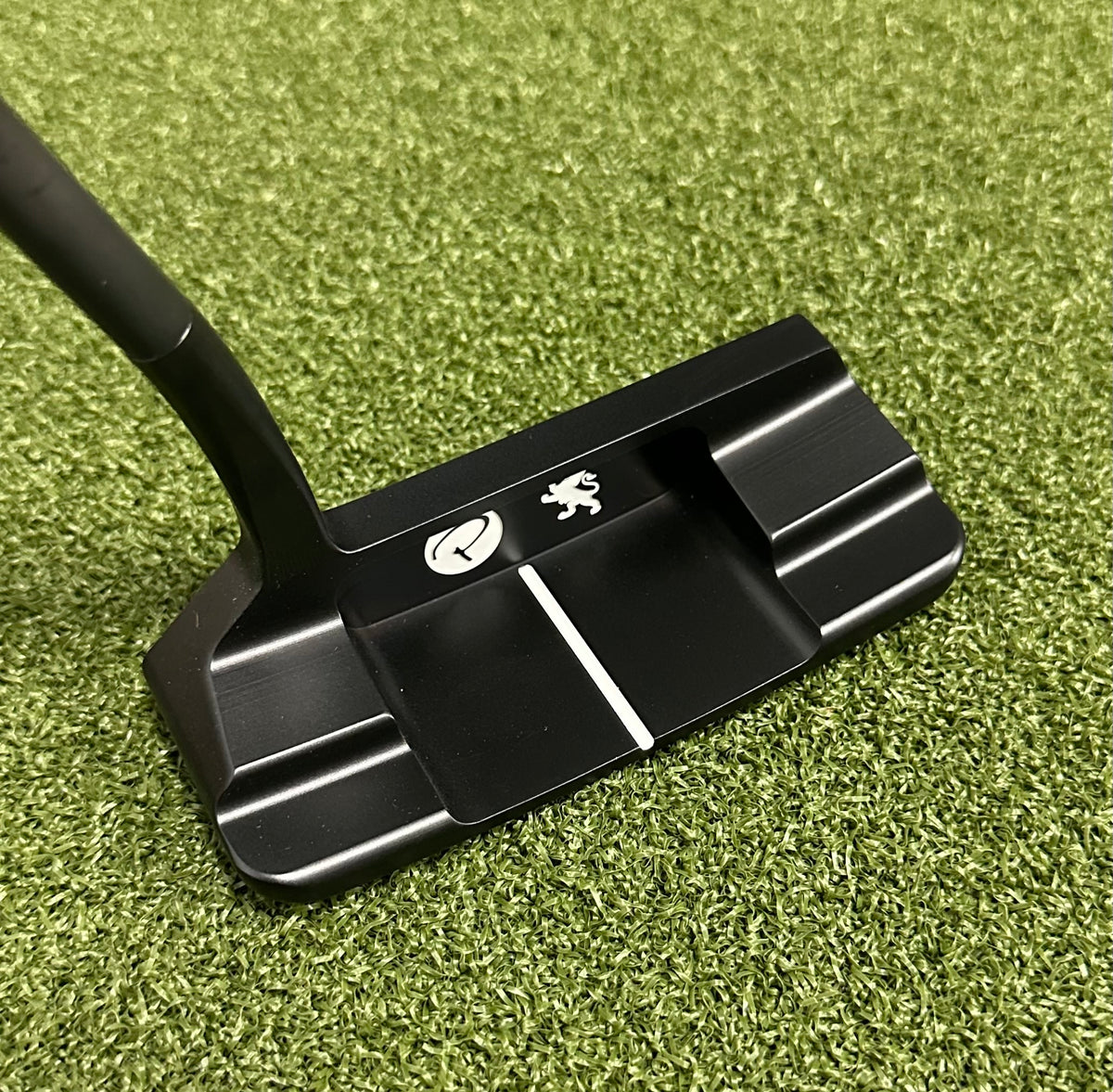 DEMO Piretti 303 Midnight Series Lucca W/BGT Stability Golf Tour Shaft
