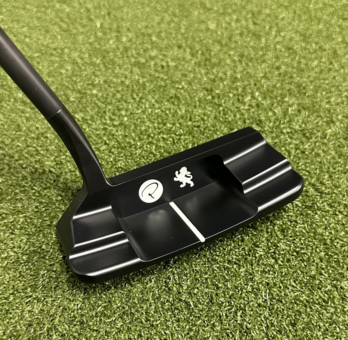 DEMO Piretti 303 Midnight Series Lucca W/BGT Stability Golf Tour Shaft
