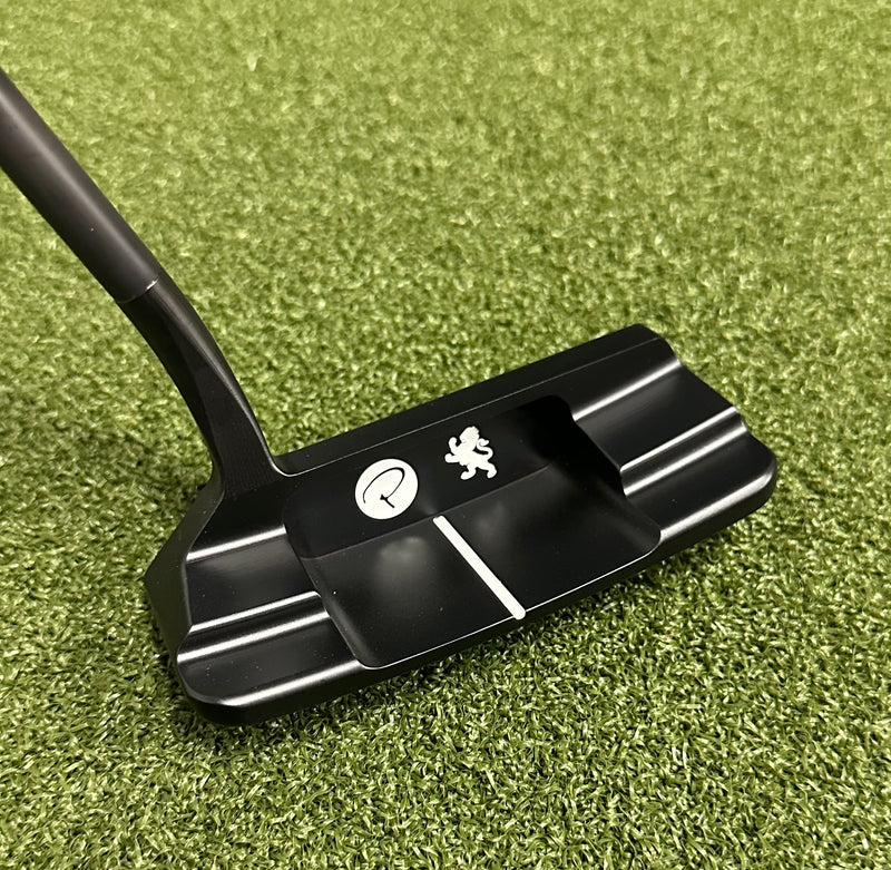 DEMO Piretti 303 Midnight Series Lucca W/BGT Stability Golf Tour Shaft