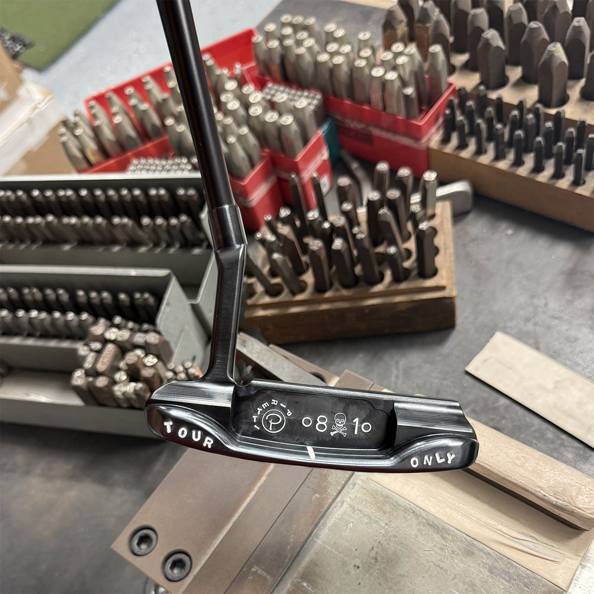 Lefty Piretti TERAMO 370G 34 pouces arbres de stabilité putter LH avec Lefty Piretti TERAMO 370G 34 pouces arbres de stabilité putter LH avec